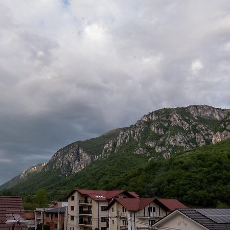 伯伊莱海尔库拉内 神奇宾馆酒店 外观 照片